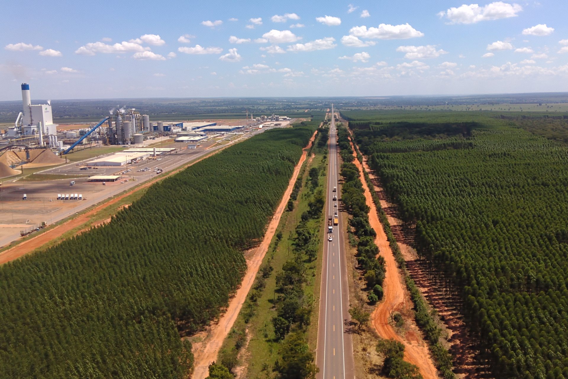 Pavimentação de rodovias impulsiona economia e atrai R$ 81 bilhões em investimentos privados em MS