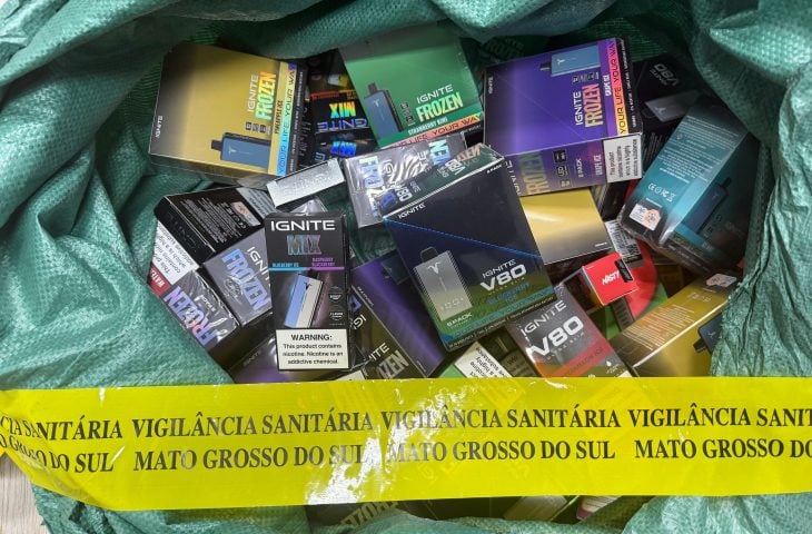 Operação apreende mais de 2,2 mil canetas emagrecedoras irregulares e 129 vapes em Campo Grande