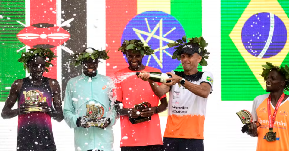Fábio Jesus fica em terceiro lugar na São Silvestre 2025 — Foto: Marcos Ribolli