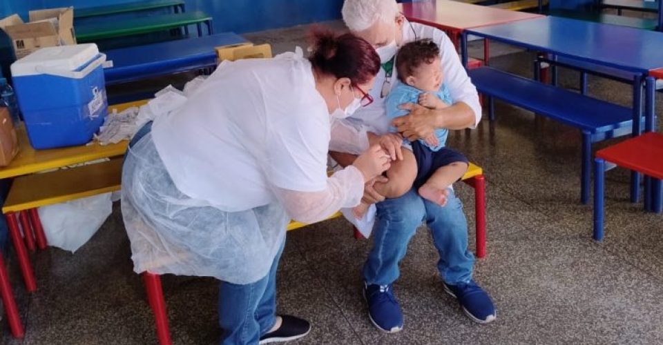 vacina criança