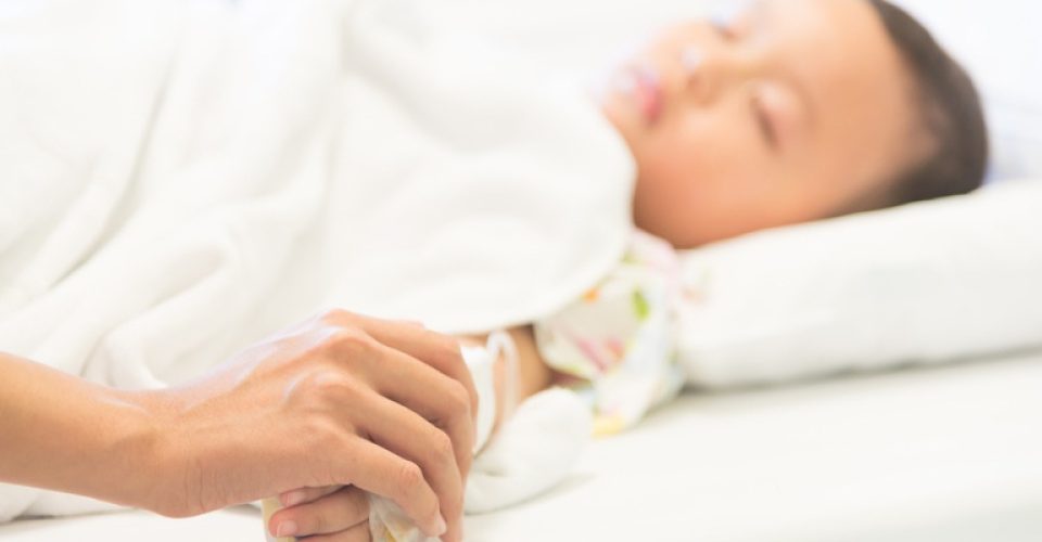 O vírus é responsável por infecções no trato respiratório, com destaque para a bronquiolite, que atinge crianças e recém-nascidos - Foto: Freepok